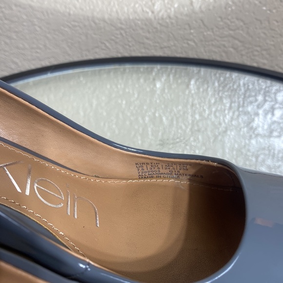 Calvin Klein Kirstin gray pumps 7.5 - Picture 6 of 7